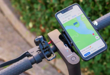 9 Best Electric Scooter Phone Mounts 69 Scooter Accessories Decent electric scooter metal phone holder vertical wide state 1024x683 1
